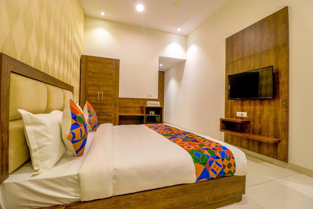 Fabhotel Prime Parisar Amritsar Exterior foto